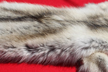 Load image into Gallery viewer, Canadian Arctic Wolf - Taxidermy Quality - WLF1009